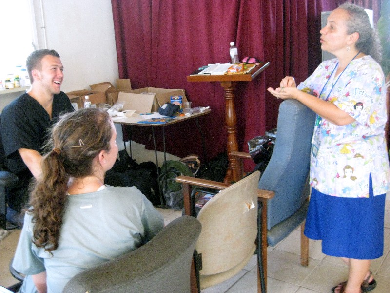 Dr. Sonia, Jared, and Danielle Jun 2012 ISL Jamaica 2012